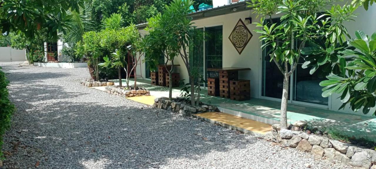 Mem Homestay Chumphon Εξωτερικό φωτογραφία